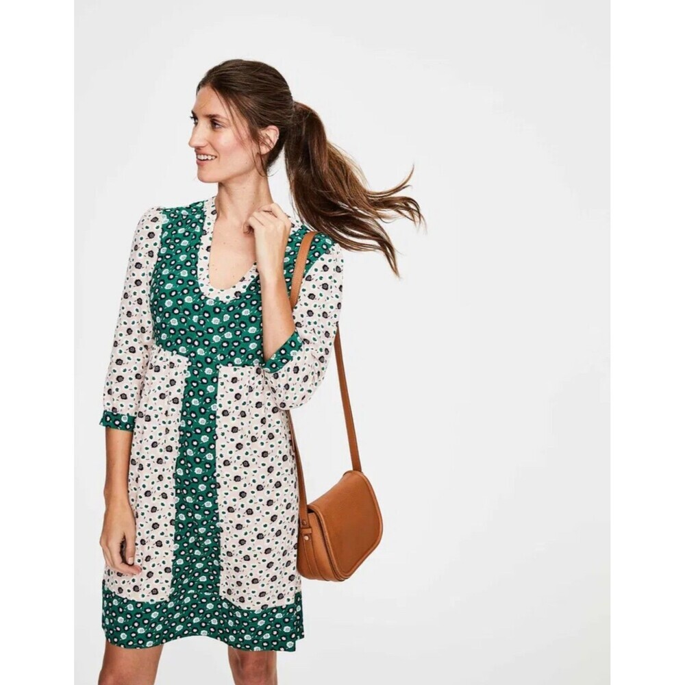 Boden Mollie Fit and Flare Mixed Floral Dress Size 4P 4 Petite Green Cottagecore